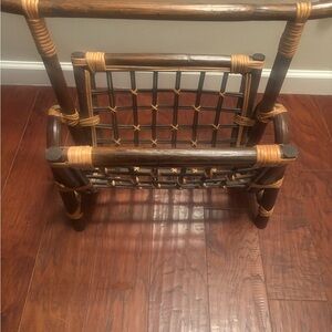 Vintage Rustic Brown Woven Magazine Rack